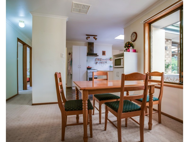 3 Osmanli Drive, Hallett Cove SA 5158