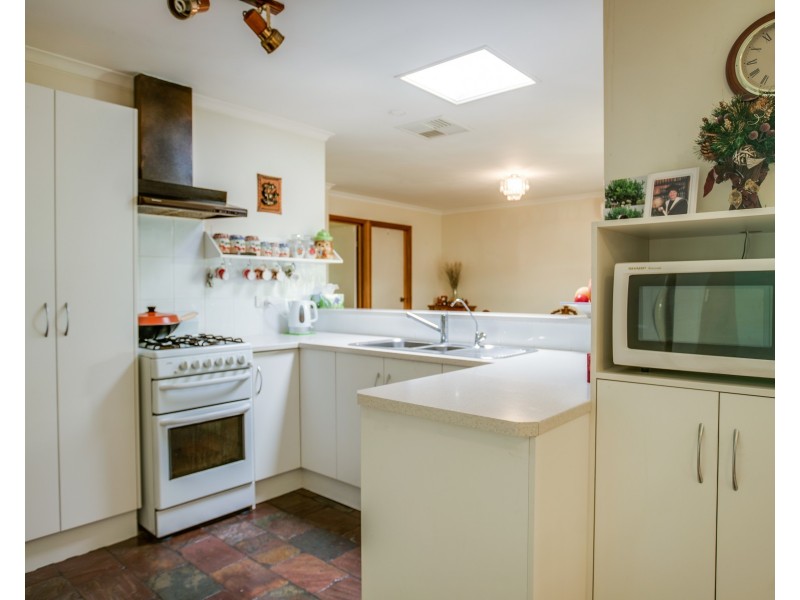 3 Osmanli Drive, Hallett Cove SA 5158