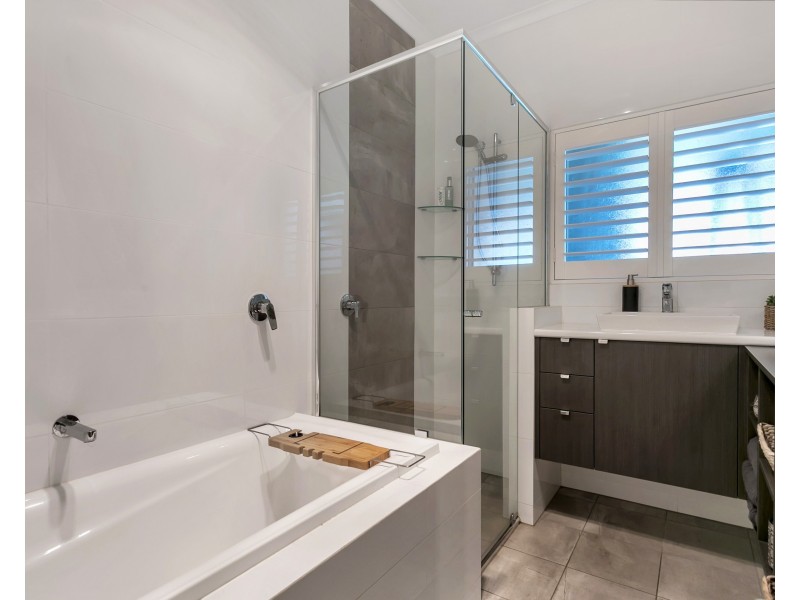 9 Holder Road, Hove SA 5048