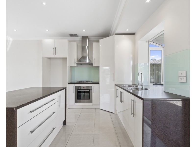 19 Ascot Avenue, Vale Park SA 5081