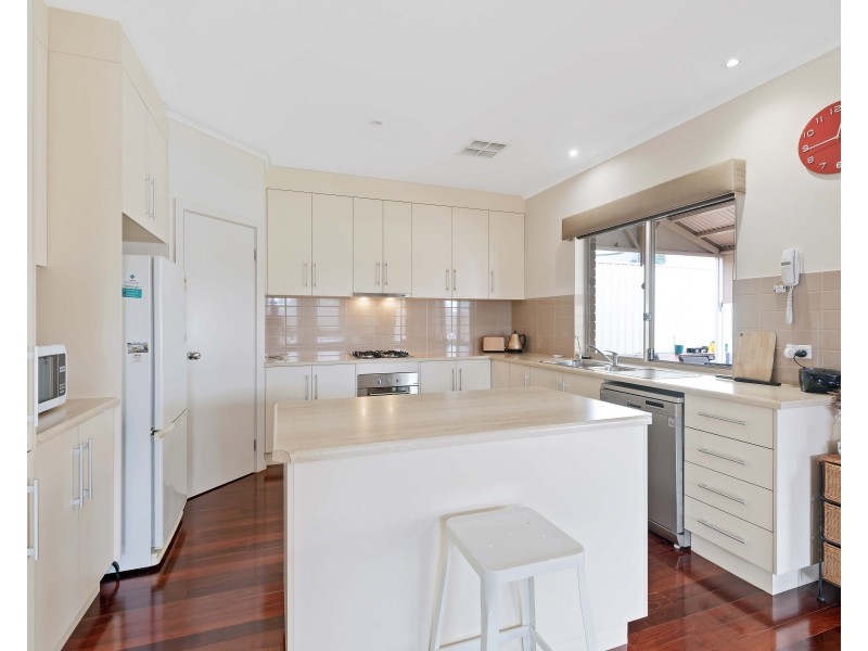 8a Quintus Terrace, Dover Gardens SA 5048