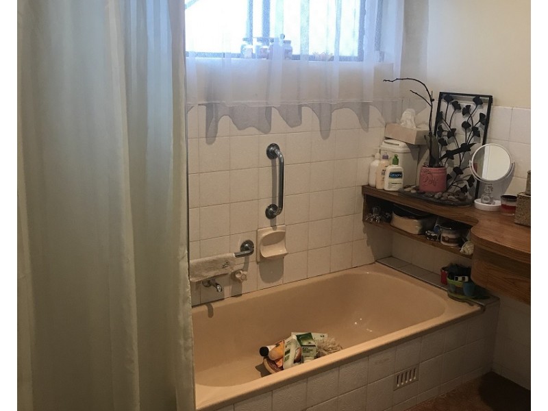 433 Wright Road, Valley View SA 5093