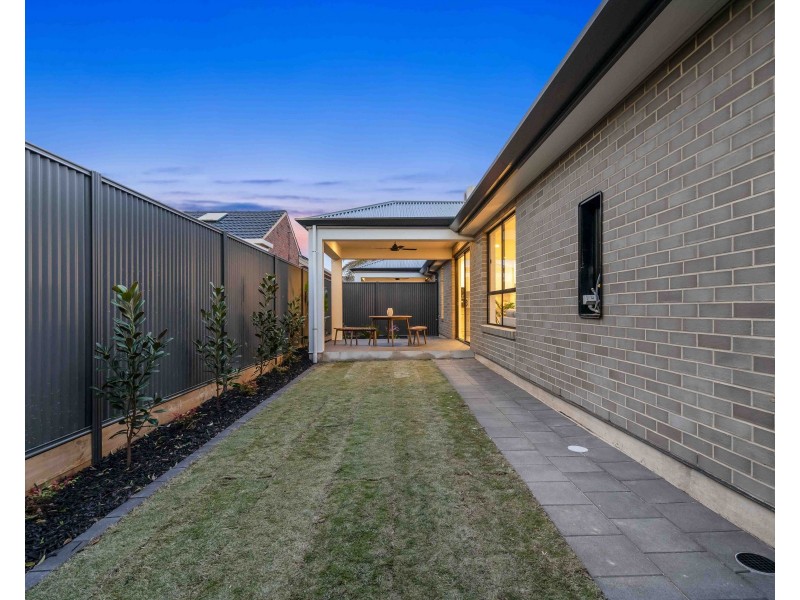 27 Roberts Street, Brighton SA 5048