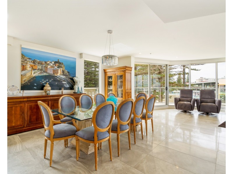 212/19 Platinum Apartments Holdfast Prominade, Glenelg SA 5045