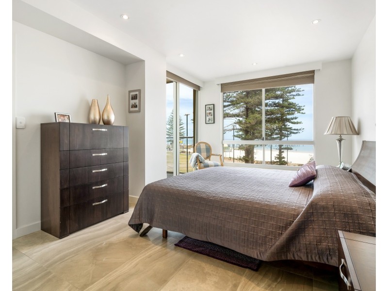 212/19 Platinum Apartments Holdfast Prominade, Glenelg SA 5045