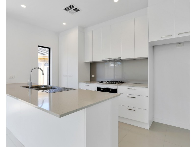 4C Plymouth Avenue, Sturt SA 5047