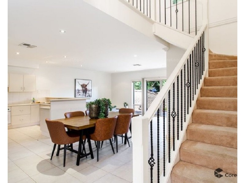 18 Gairdner Lane, Mawson Lakes SA 5095