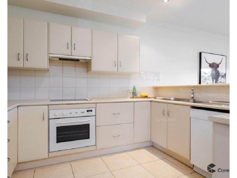 18 Gairdner Lane, Mawson Lakes SA 5095
