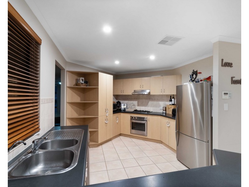 1 Minkie Avenue, Mitchell Park SA 5043