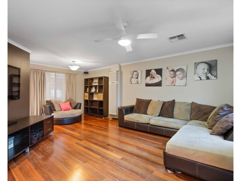 1 Minkie Avenue, Mitchell Park SA 5043