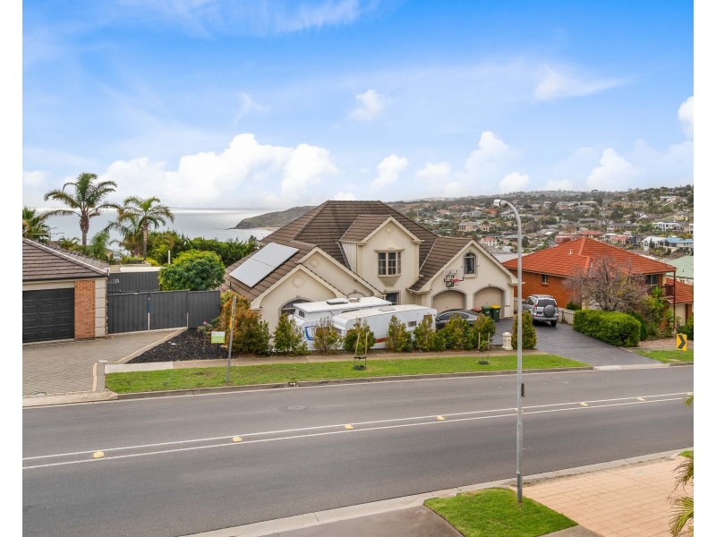 5 Freebairn Drive, Hallett Cove SA 5158