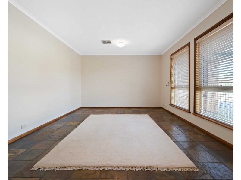 39 Gardenia Crescent, Morphett Vale SA 5162