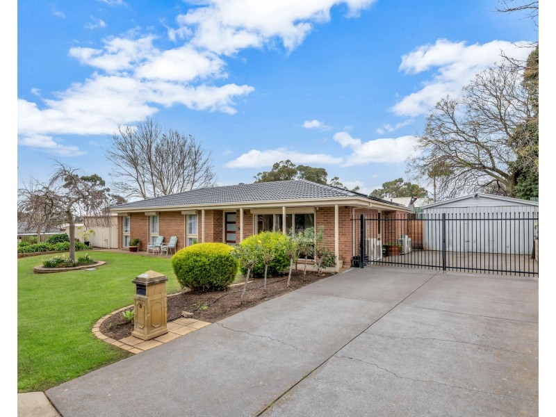 15  Mason Avenue, Happy Valley SA 5159
