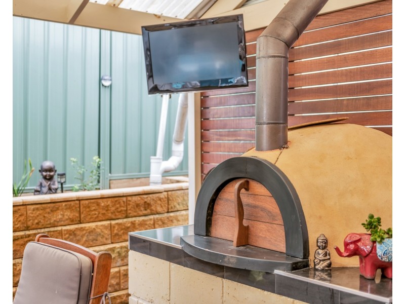 15  Mason Avenue, Happy Valley SA 5159