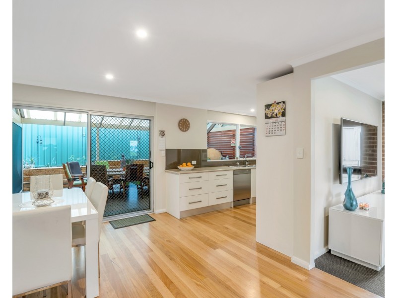 15  Mason Avenue, Happy Valley SA 5159