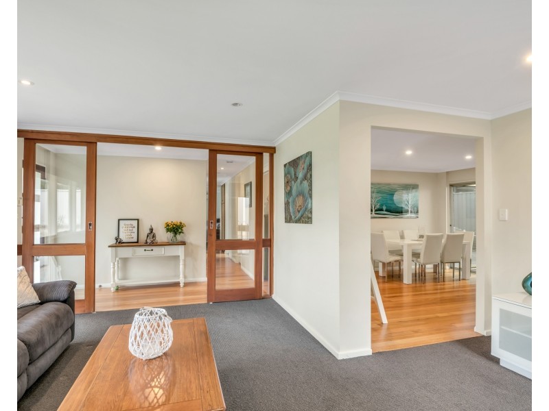 15  Mason Avenue, Happy Valley SA 5159