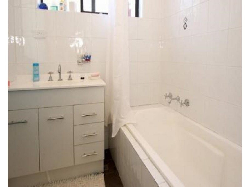 28 Dingera Avenue, North Plympton SA 5037