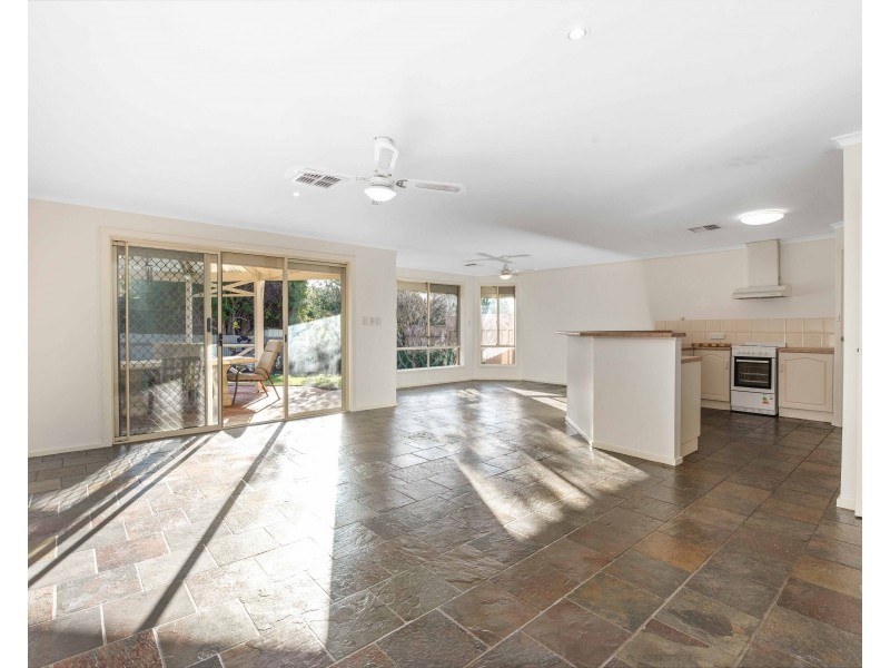 2B Scarborough Terrace, Dover Gardens SA 5048