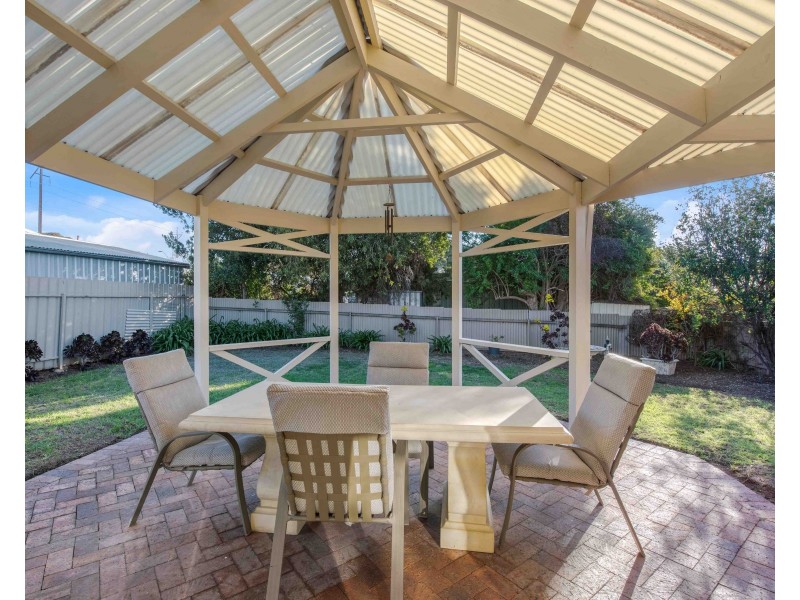 2B Scarborough Terrace, Dover Gardens SA 5048