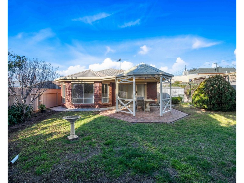 2B Scarborough Terrace, Dover Gardens SA 5048