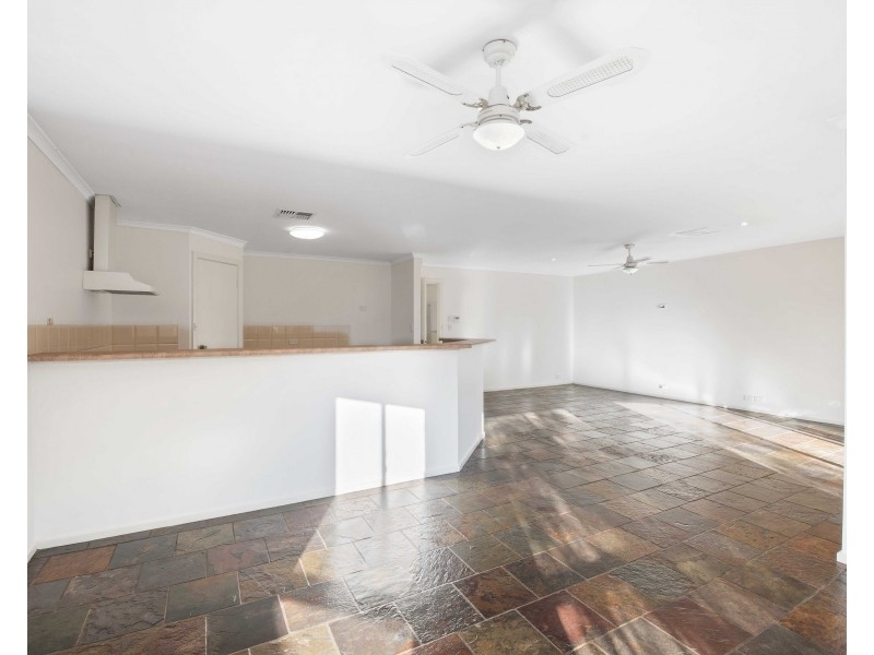 2B Scarborough Terrace, Dover Gardens SA 5048