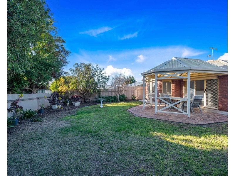 2B Scarborough Terrace, Dover Gardens SA 5048