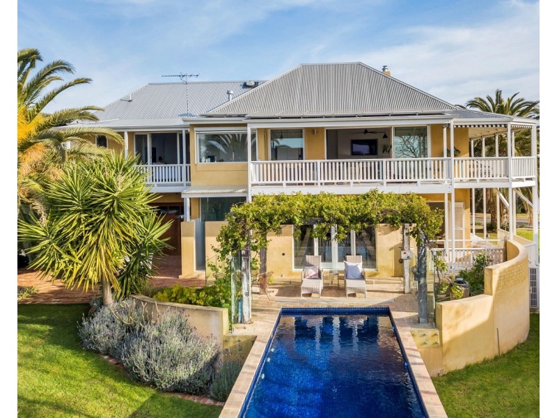 18 Seaview Avenue, Kingston Park SA 5049