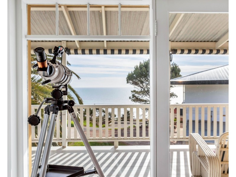 18 Seaview Avenue, Kingston Park SA 5049