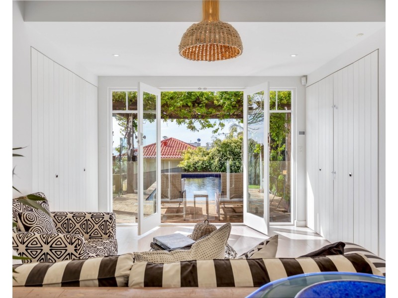 18 Seaview Avenue, Kingston Park SA 5049