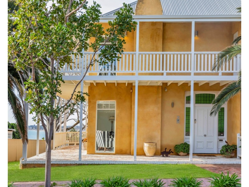 18 Seaview Avenue, Kingston Park SA 5049