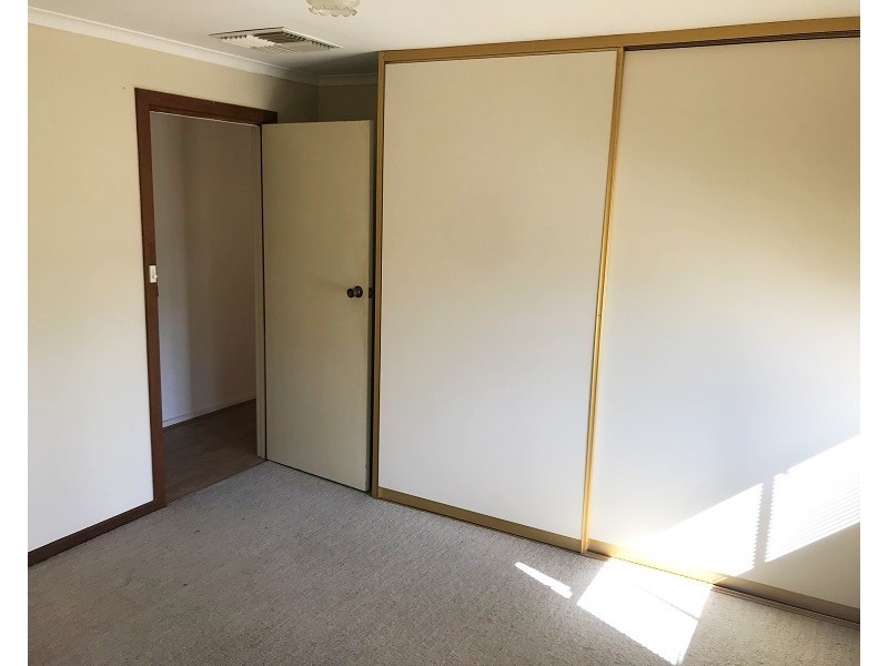 18 Emerald Street, Flagstaff Hill SA 5159