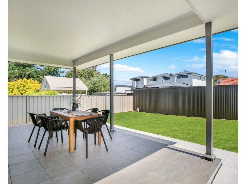 4 Woodfield Avenue, Warradale SA 5046
