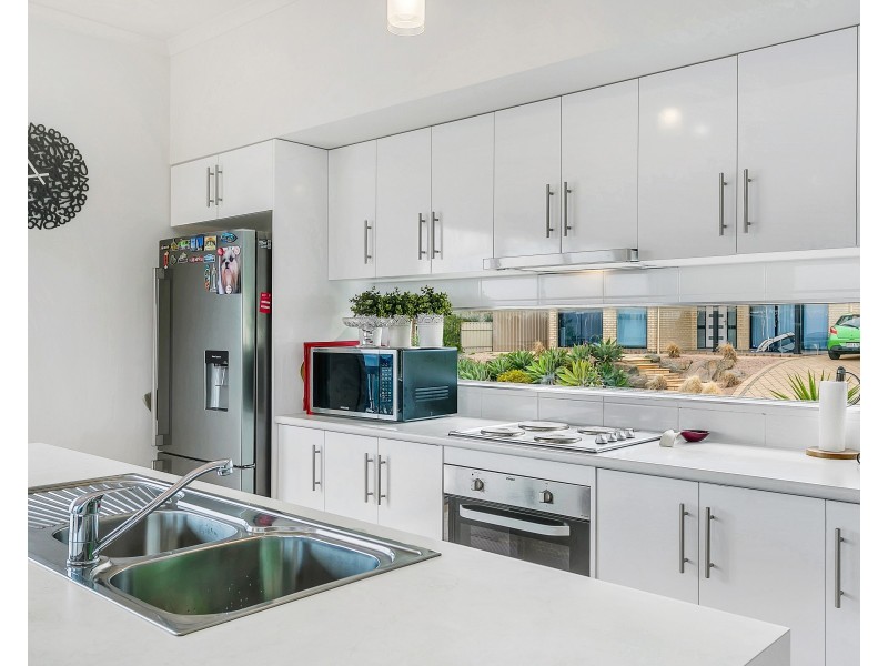 2 Westcliff Court, Marino SA 5049