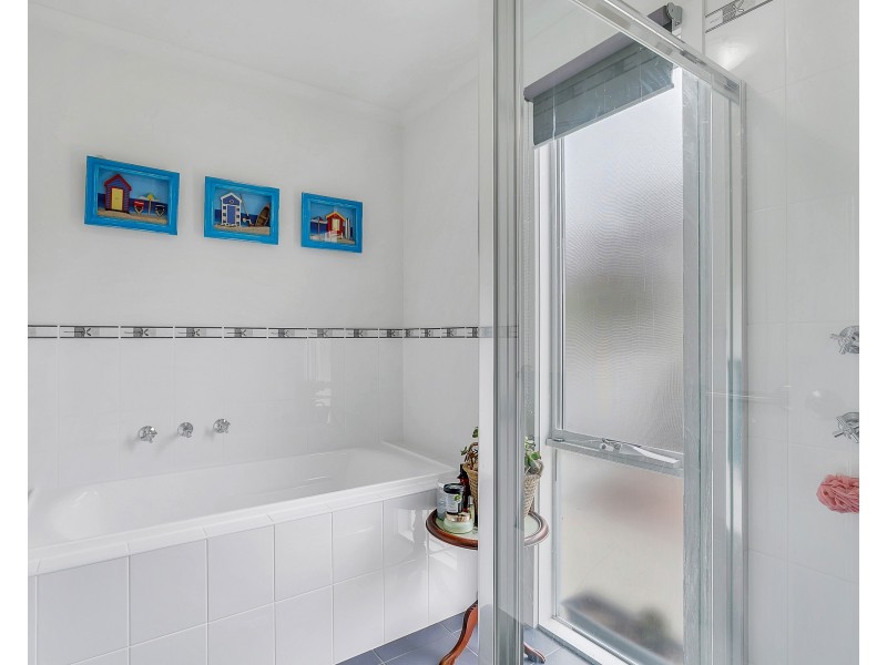 2 Westcliff Court, Marino SA 5049
