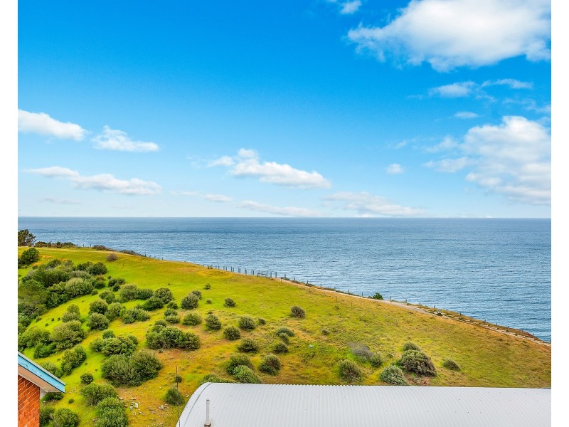 2 Westcliff Court, Marino SA 5049