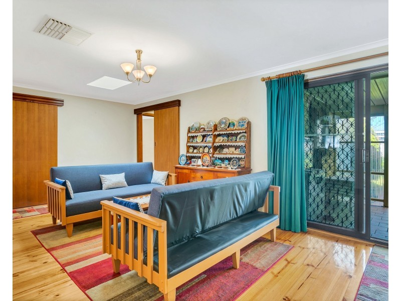 23 Eloise Avenue, Hallett Cove SA 5158