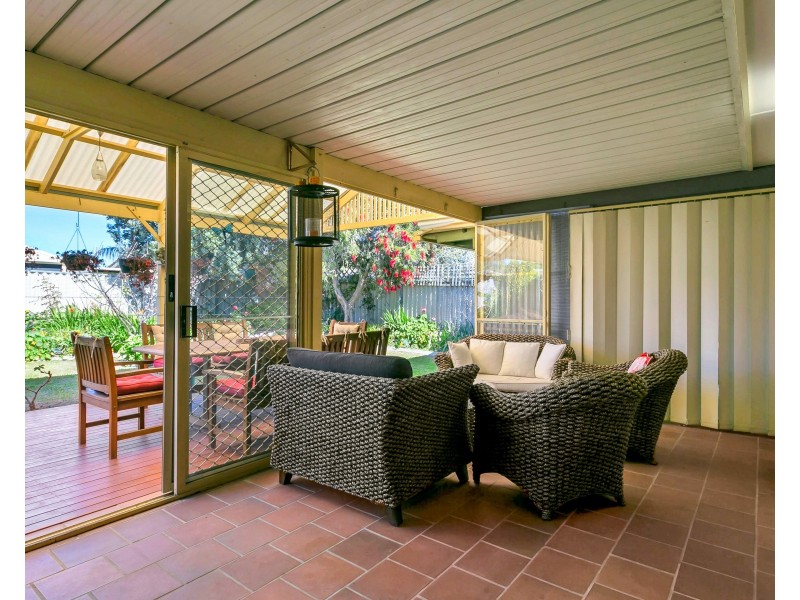 23 Eloise Avenue, Hallett Cove SA 5158