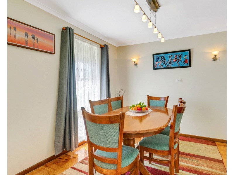 23 Eloise Avenue, Hallett Cove SA 5158