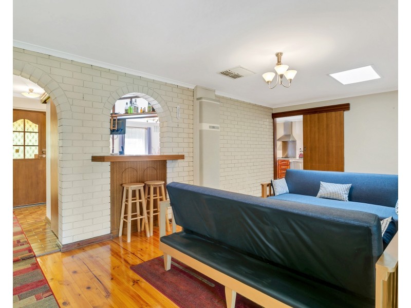 23 Eloise Avenue, Hallett Cove SA 5158