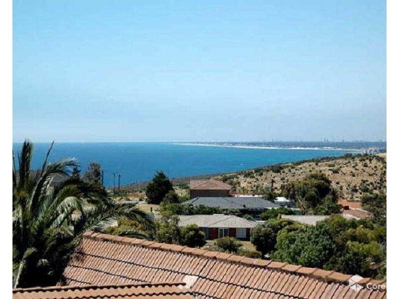 4 Neeangara Crescent, Hallett Cove SA 5158