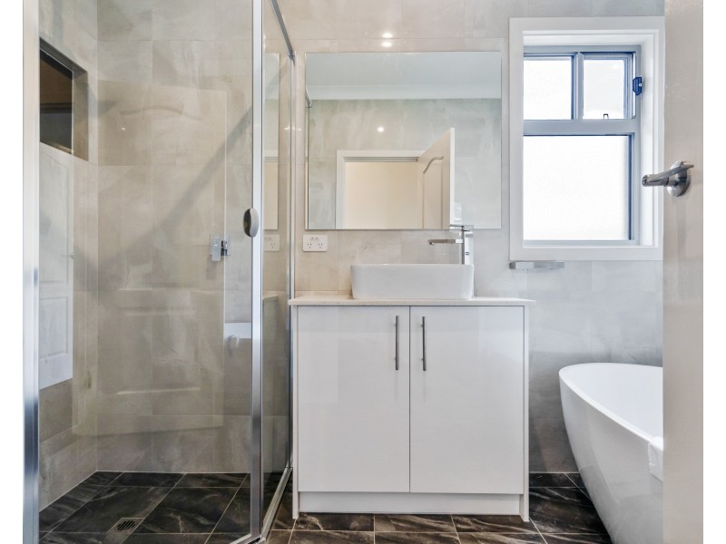 14 Rathlin Ave, Marion SA 5043