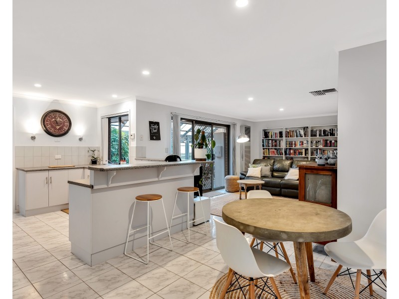 14 Sandpiper Terrace, Hallett Cove SA 5158