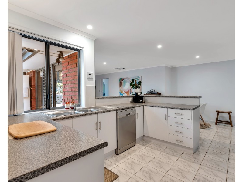 14 Sandpiper Terrace, Hallett Cove SA 5158