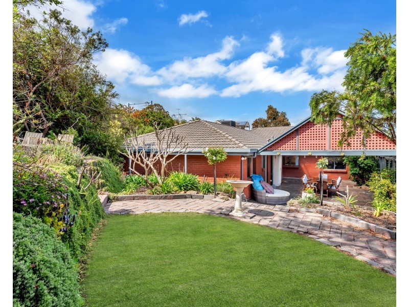 14 Sandpiper Terrace, Hallett Cove SA 5158