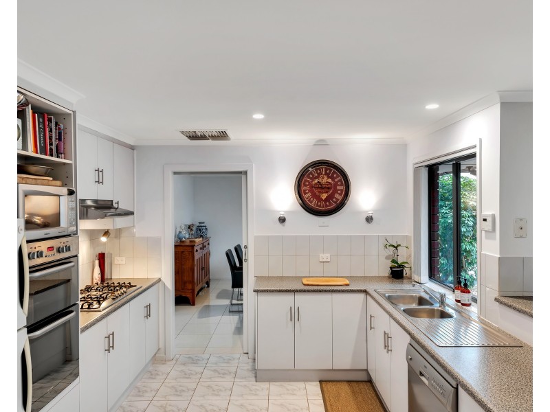 14 Sandpiper Terrace, Hallett Cove SA 5158