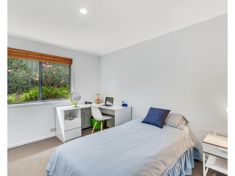 14 Sandpiper Terrace, Hallett Cove SA 5158