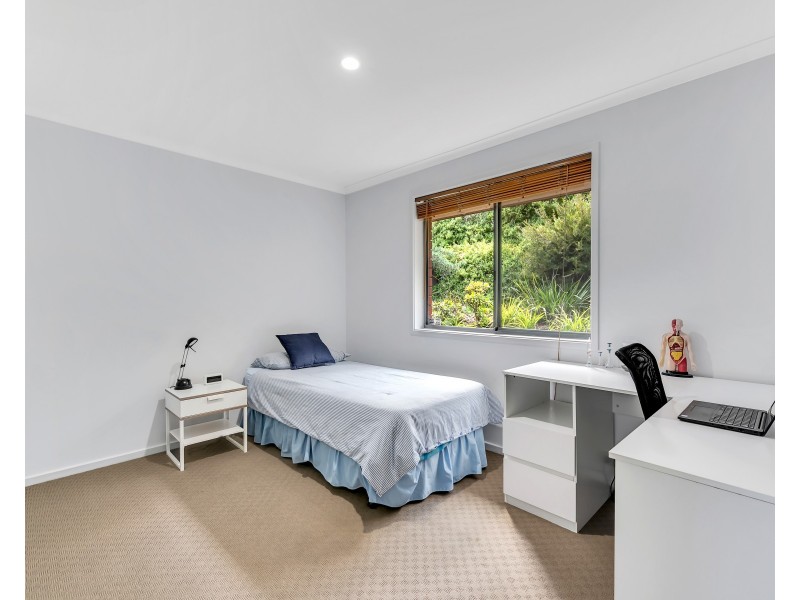 14 Sandpiper Terrace, Hallett Cove SA 5158