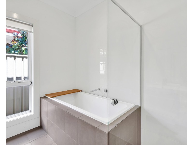 50 Rockville Avenue, Daw Park SA 5041