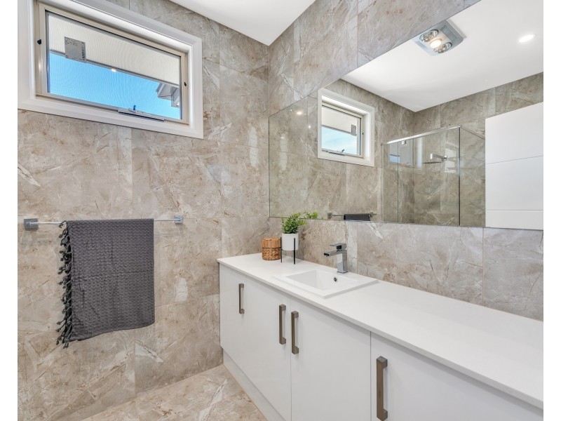 63 – 63A Daws Road, Clovelly Park SA 5042