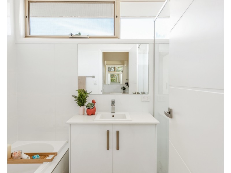 63 – 63A Daws Road, Clovelly Park SA 5042